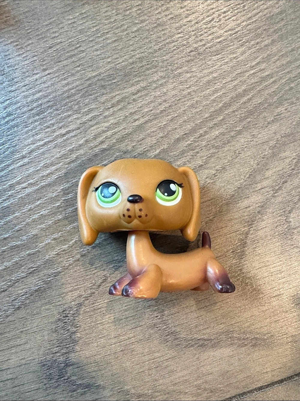 Hasbro Littlest Pet Shop Dachshund #139 Brown